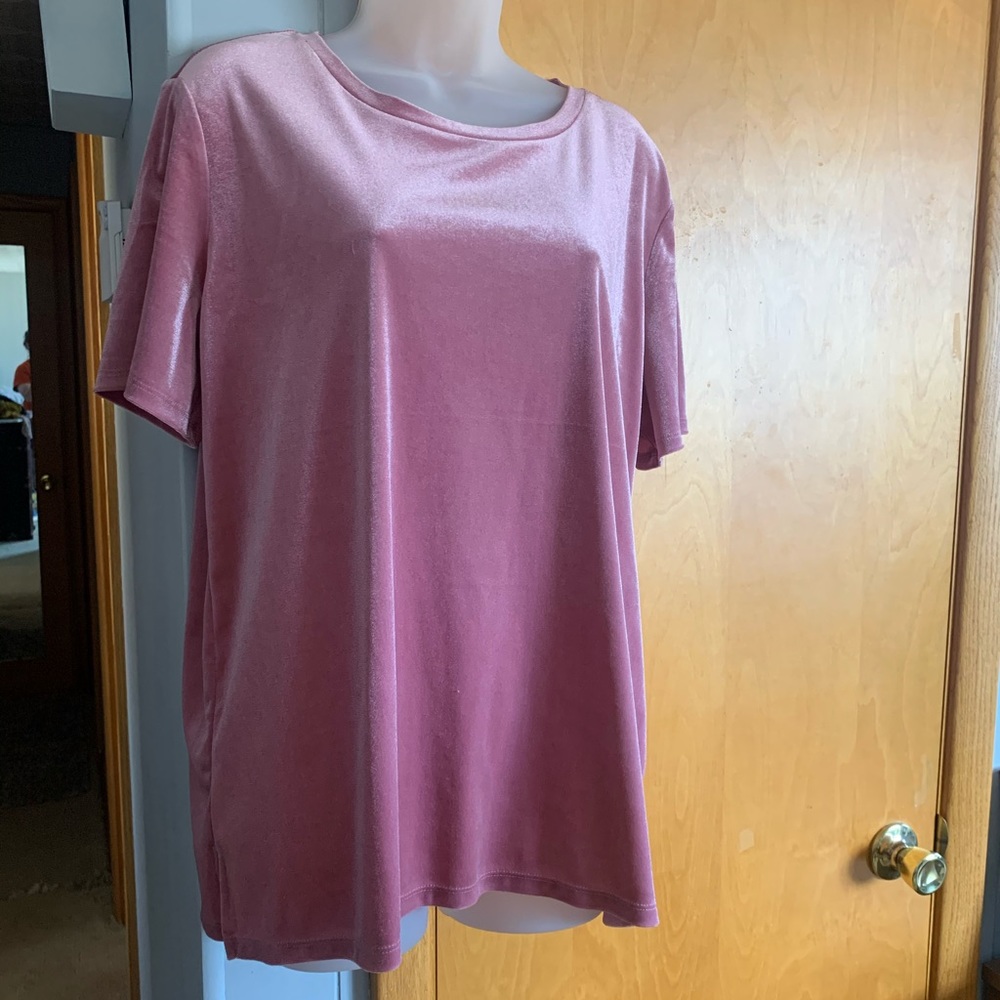 VELVET BUNDLE! 2 Old Navy Velvet Tees